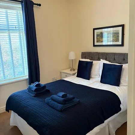 The Woodland's * Брадфорд